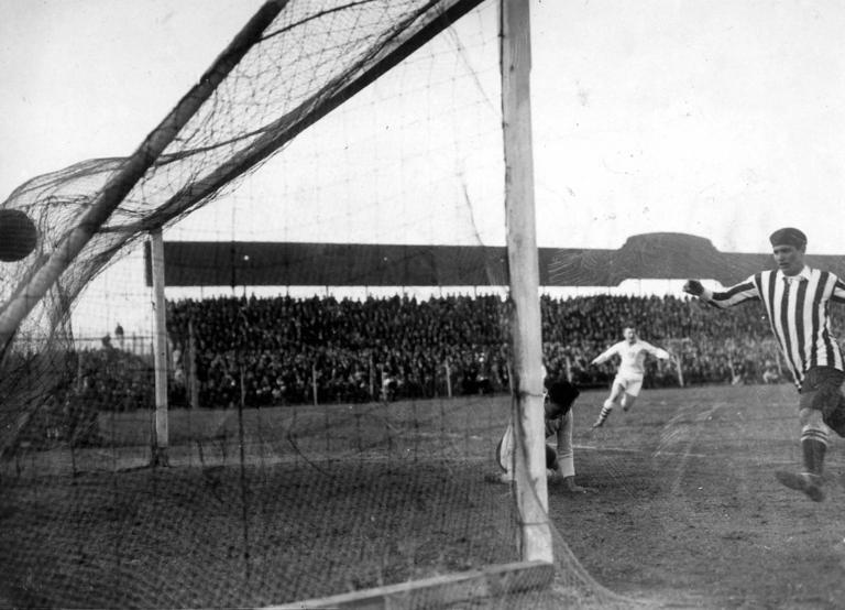 World Cup Finals 1930, Uruguay, USA (3) v Paraguay (0), USA's first goal scored by Bertram Patenaude  (Photo by Popperfoto via Getty Images/Getty Images)