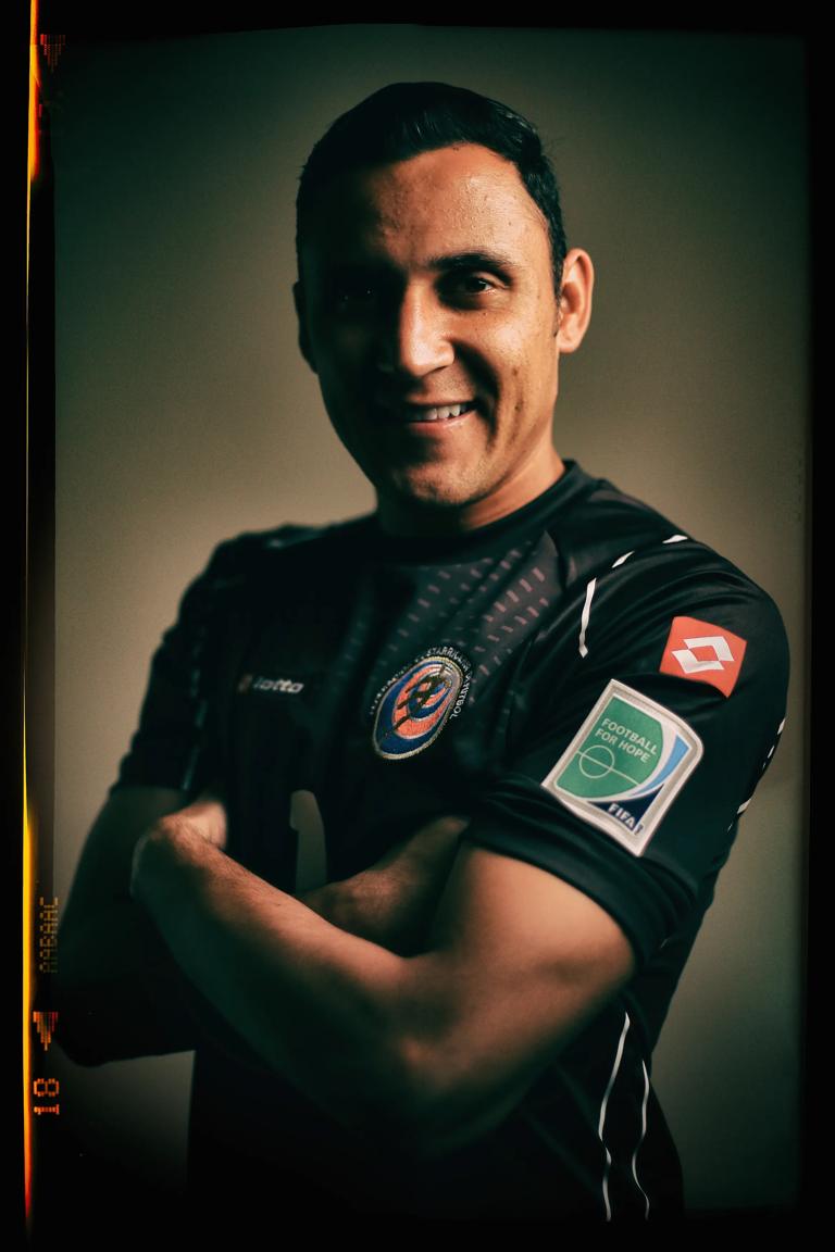 SAO PAULO, BRAZIL - JUNE 10:  (EDITORS NOTE: IMAGE CREATED WITH USE OF DIGITAL FILTERS) Keylor Navas of Costa Rica poses during the official FIFA World Cup 2014 portrait session on June 10, 2014 in Sao Paulo, Brazil.  (Photo by Clive Mason - FIFA/FIFA via Getty Images)