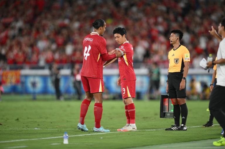YOKOHAMA, JAPAN - JULY 30: #04 Virgil Van Dijk of Liverpool substitutes for #03 Wataru Endo of Liverpool during the MEIJI YASUDA J.LEAGUE World Challenge 2025 presented by The Nippon Foundation match between Yokohama F&acirc;&euro;&cent;Marinos and Liverpool at Nissan Stadium on July 30, 2025 in Yokohama, Kanagawa, Japan. (Photo by J.LEAGUE/J.LEAGUE via Getty Images)