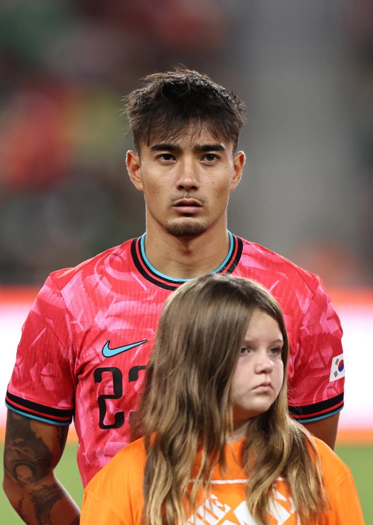 NASHVILLE, TENNESSEE - SEPTEMBER 9: Castrop Jens #23 of South Korea stands for his national anthem before the international friendly match between Mexico and South Korea at GEODIS Park on September 9, 2025 in Nashville, Tennessee. (Photo by Omar Vega/Getty Images)